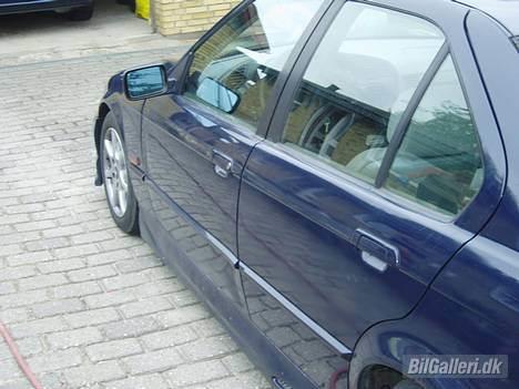 BMW 316i solgt billede 9