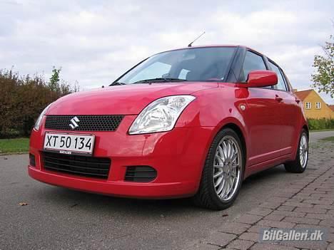 Suzuki SWIFT billede 1