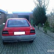 Ford Escort 1,6 CL