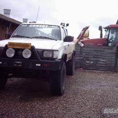 Toyota Hilux X-cab