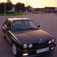 BMW E30 M3