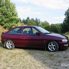 Ford Escort 1,8 Sport (SOLGT)