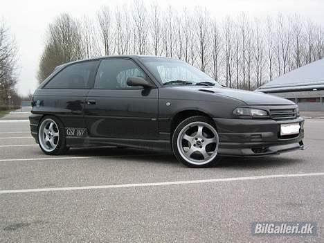 Opel astra GSI billede 3