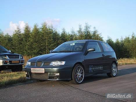 Seat Ibiza 1.6 sport - bilen til RaceX i juli 2003 billede 1
