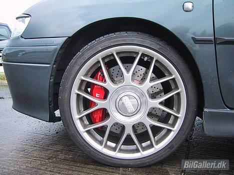 Seat Ibiza 1.6 sport - Mine dejlige bremser... DET kan anbefales :P billede 3