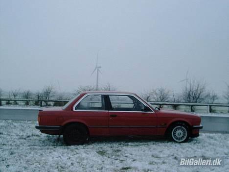 BMW 320i (solgt) billede 2