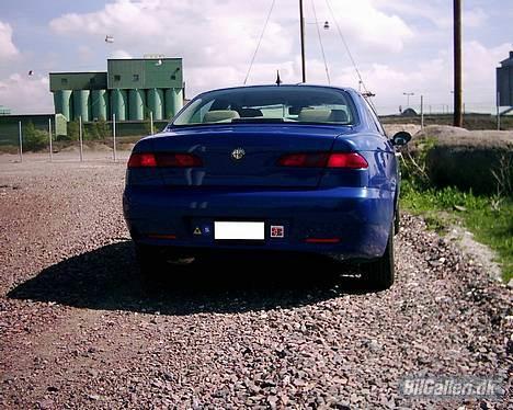 Alfa Romeo 156 1,9 JTD 16v RST - Brugte lige en hårtørrer og fik 156 og JTD mærkerne af billede 5