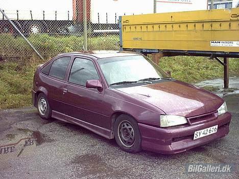 Opel kadett gsi 8v  billede 3