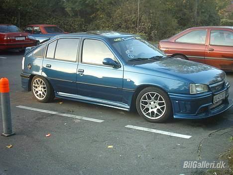 Opel kadett gsi billede 4