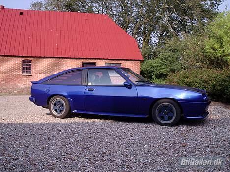 Opel manta b cc 2.0e solgt - Pæn og ny vasket billede 2