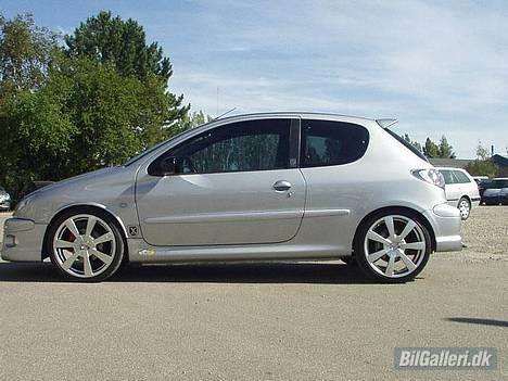 Peugeot 206 GT billede 1
