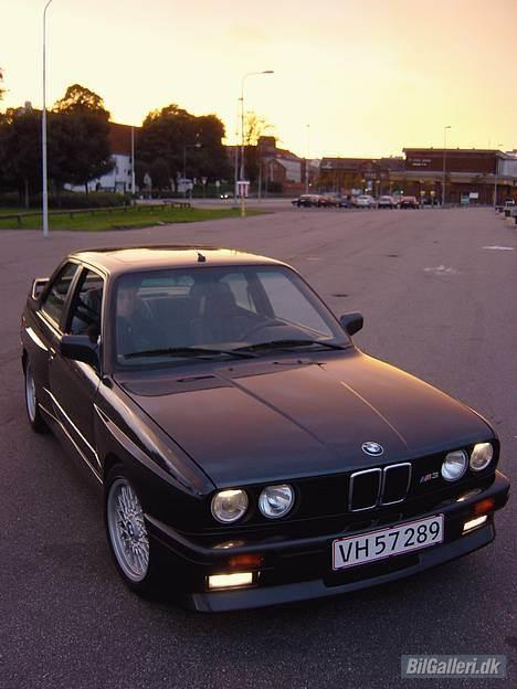 BMW E30 M3 billede 1