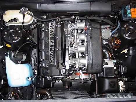 BMW E30 M3 billede 8