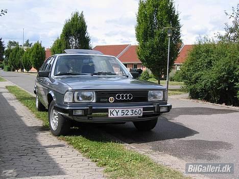 Audi 100 5S Type 43 billede 6