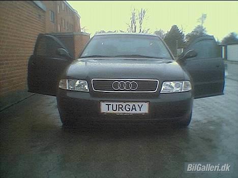 Audi A4 1.8 turbo- limousine billede 1