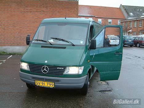 Mercedes Benz sprinter billede 1
