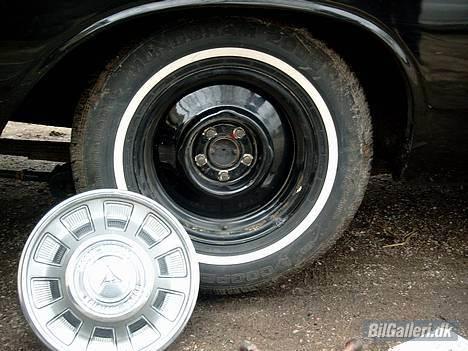 Dodge Polara LIMOUSINE - Original fælg med original lak og original kapsel der er 100% intakt (ikke en bule eller den mindste smule rust) :-D billede 9