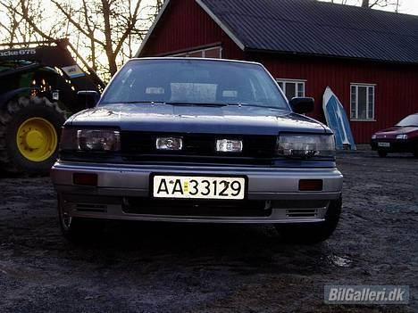 Nissan Bluebird billede 2