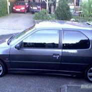Peugeot 306