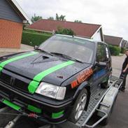 Peugeot 205 MI16