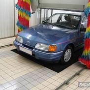 Ford Sierra (SOLGT)