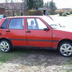 Fiat Uno blikdåse