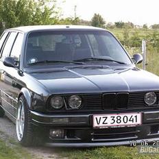 BMW  E30 2,7touring Alpina B3
