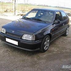 Opel Kadett e GSI *SOLGT*