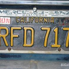 Mercedes Benz W111 220sb Automatic