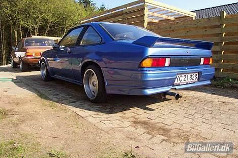 Opel Manta B 2,2 solgt billede 10