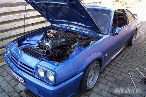 Opel Manta B 2,2 solgt billede 11