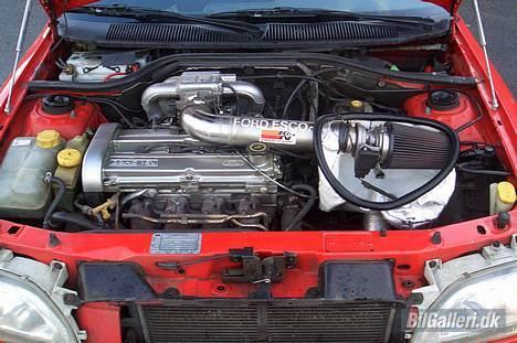 Ford SOLGT!! Escort 1.8i sport billede 2