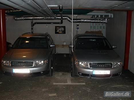 Audi A4 1,8T  - Min kammis audi 1,9 TDI til venstre og min audi 1,8T til højre billede 10