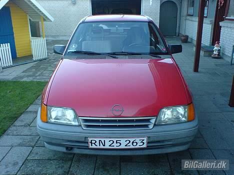 Opel Kadett 1,3 Cc E - Kadett for. Lige inden jeg købte den. billede 1