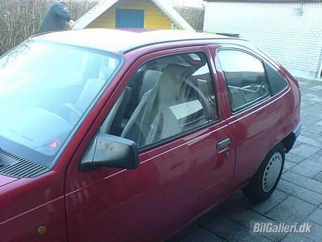 Opel Kadett 1,3 Cc E - Set fra siden. Kadetten lige inde jeg købte den... billede 4