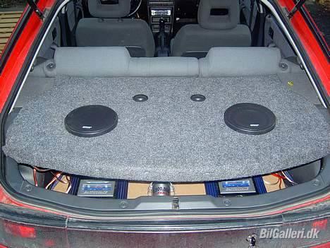 Mazda 323F - mit gamle billede 2