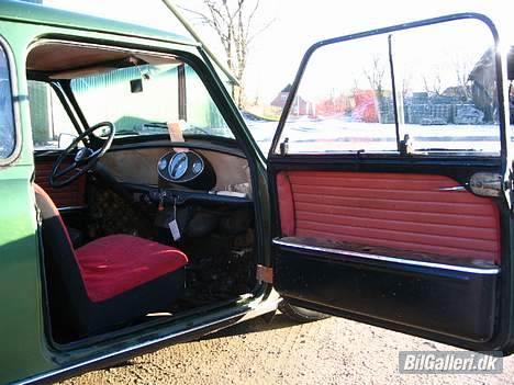 Austin-Morris Mascot 850 - altid rart med rødt indtræk... he he        skal vist ha anskaffet mig noget andet engang billede 7