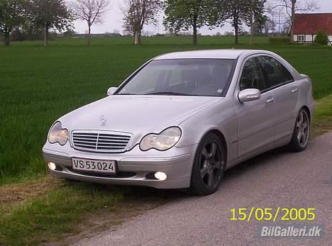 Mercedes Benz C 220 billede 2