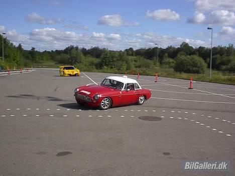 MG B Sebring Replica - MG Klubben´s Manøvreprøver på KTI Helsingør - 1. plads generelt billede 3