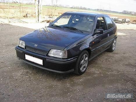 Opel Kadett e GSI *SOLGT* billede 2