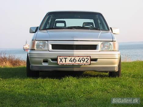 Opel Corsa A 1,6 8v GSi -Solgt - Corsaen på sønderstrand, hvor den var at finde næsten hver dag sommeren 2006 billede 1