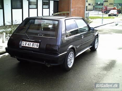 Toyota Corolla --TOTAL SKADET-- billede 11