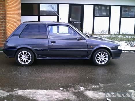 Toyota Corolla --TOTAL SKADET-- billede 13