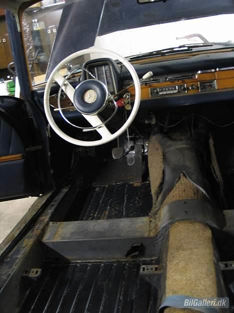 Mercedes Benz W111 220sb Automatic billede 8