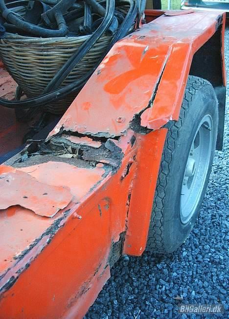 Mini MOKE - Ganske rusten der hvor bilen har brug for styrke billede 2