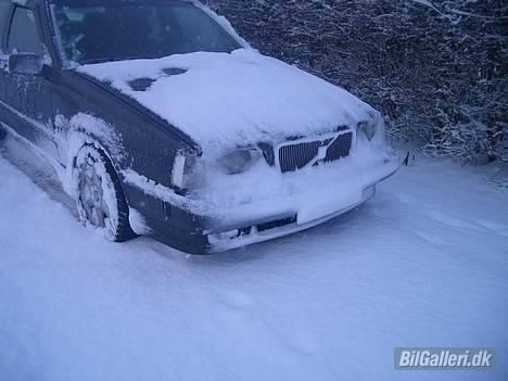 Volvo 850 GLT <<SOLGT>> - D. 3/3 06 så kom sneen til sdr.jylland i rigelige mængder (til sommerdæk) billede 10