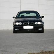BMW E36 328i   
