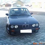 BMW 320i solgt