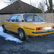 Opel ascona b 