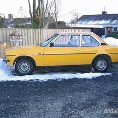 Opel ascona b 